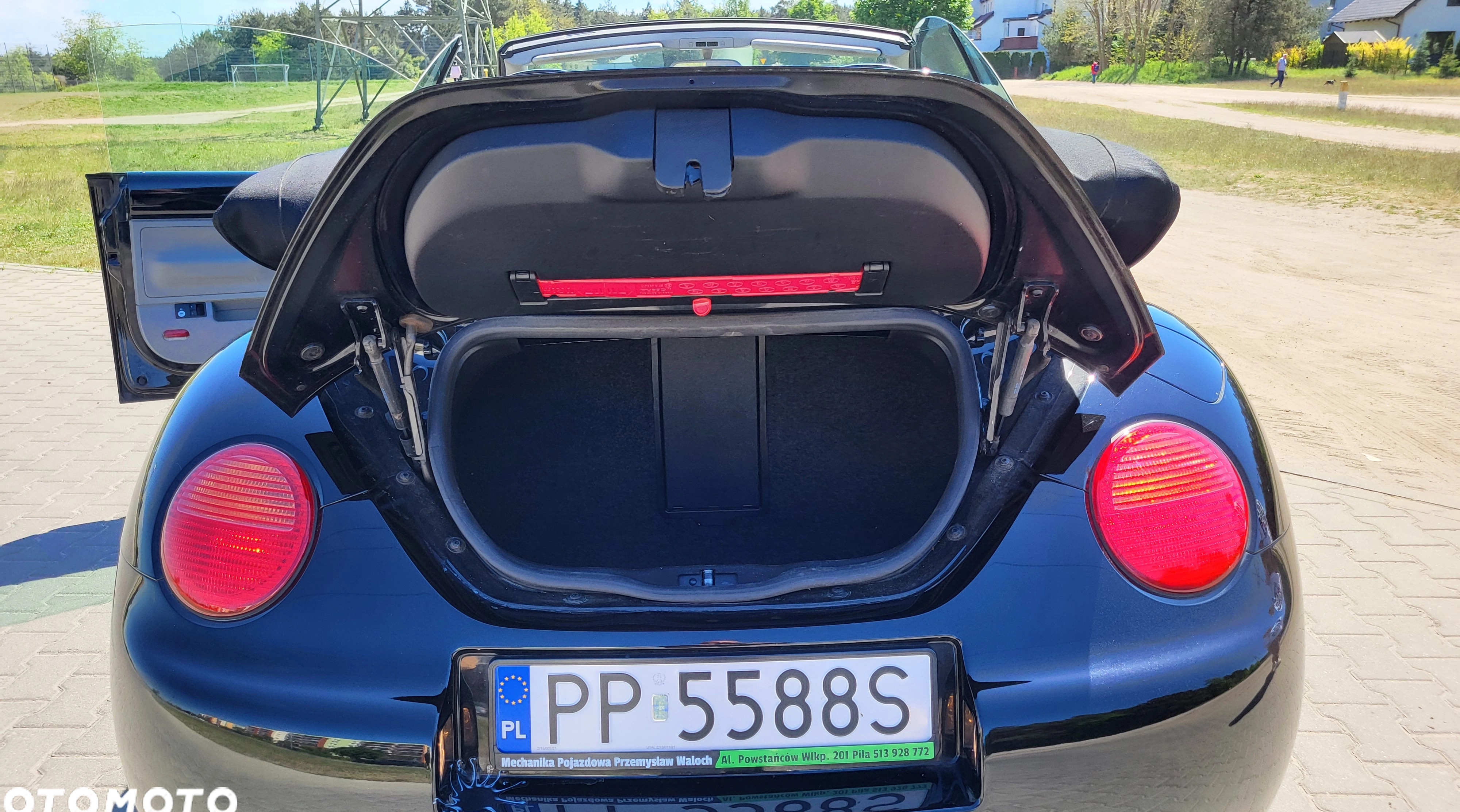 Volkswagen New Beetle cena 12999 przebieg: 185000, rok produkcji 2004 z Piła małe 326